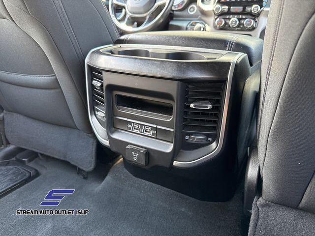 Photo of 2022 Granite Crystal Metallic Clearcoat RAM 1500