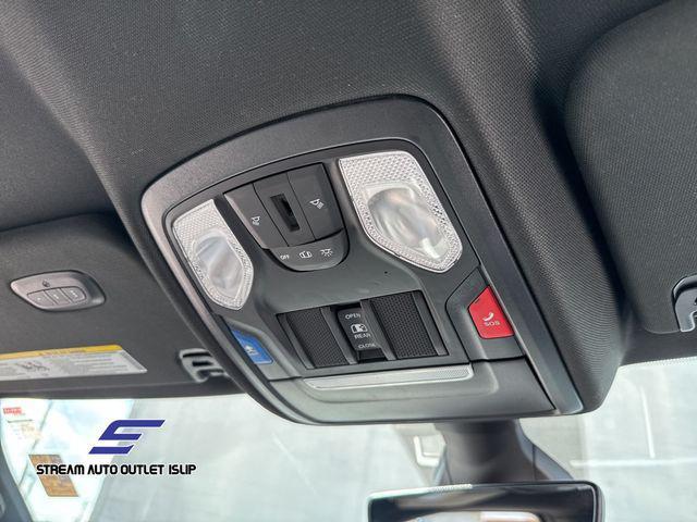 Photo of 2022 Granite Crystal Metallic Clearcoat RAM 1500
