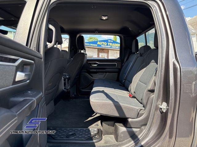 Photo of 2022 Granite Crystal Metallic Clearcoat RAM 1500