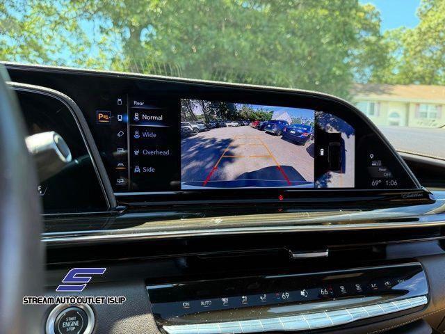 Photo of 2023 Crystal White Tricoat Cadillac Escalade