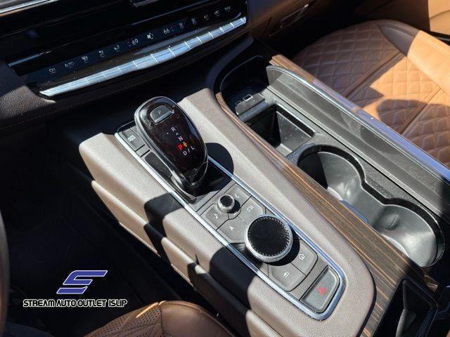 Photo of 2023 Crystal White Tricoat Cadillac Escalade
