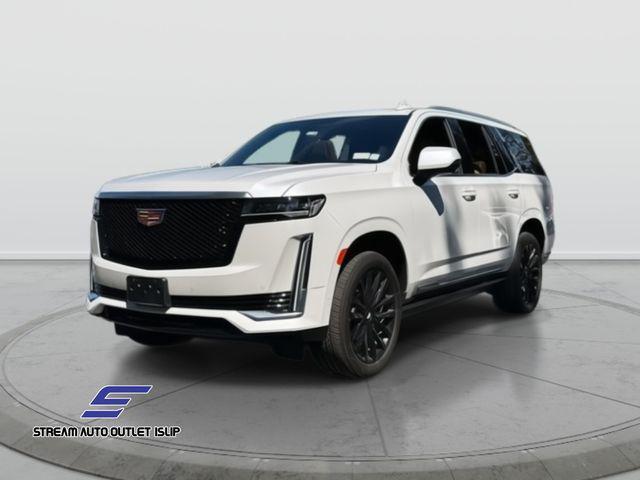 Photo of 2023 Crystal White Tricoat Cadillac Escalade