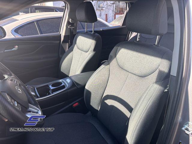 Photo of 2021 Shimmering Silver Hyundai SANTA FE