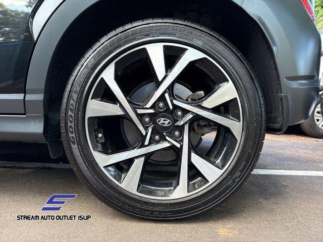 Photo of 2022 Ultra Black Hyundai KONA