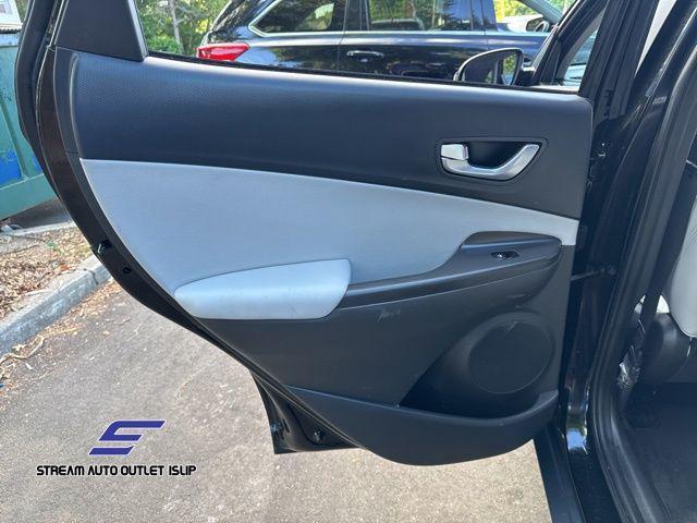 Photo of 2022 Ultra Black Hyundai KONA