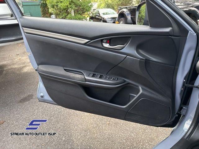 Photo of 2019 Aegean Blue Metallic Honda Civic