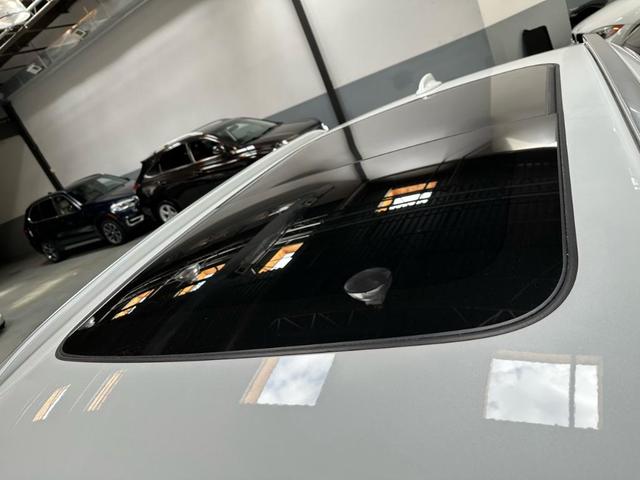 Photo of 2024 White Volvo XC40