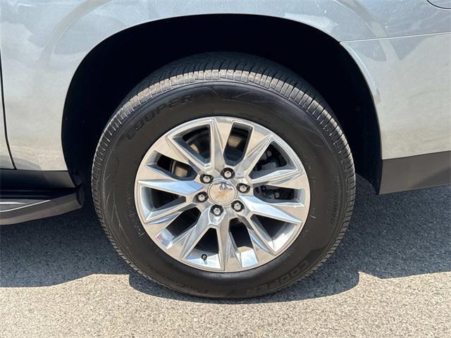 Photo of 2023 Sterling Gray Metallic Chevrolet Suburban