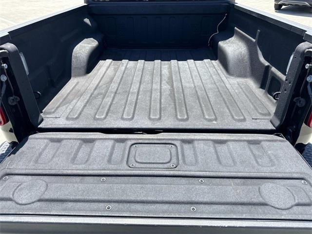 Photo of 2021 Black Clearcoat Jeep Gladiator