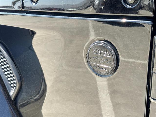 Photo of 2021 Black Clearcoat Jeep Gladiator