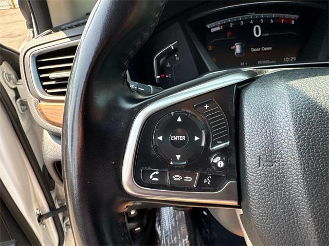 Photo of 2018 White Diamond Pearl Honda CR-V