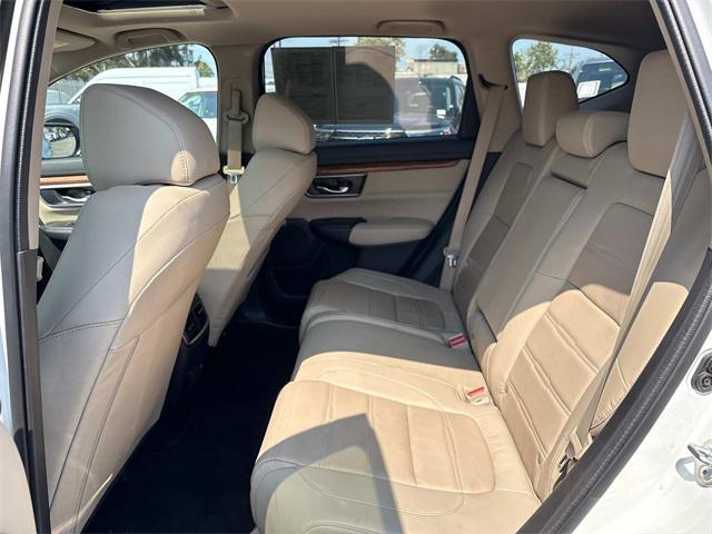 Photo of 2018 White Diamond Pearl Honda CR-V