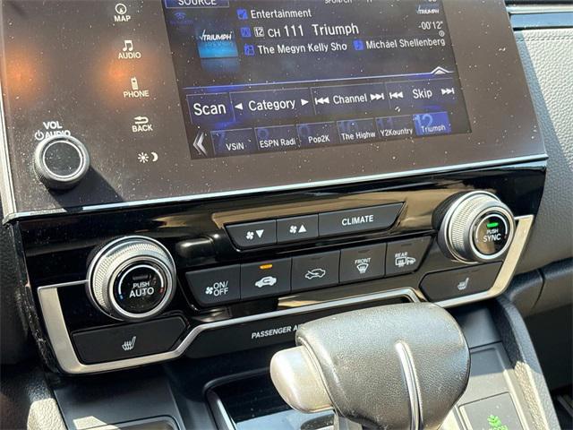 Photo of 2018 White Diamond Pearl Honda CR-V