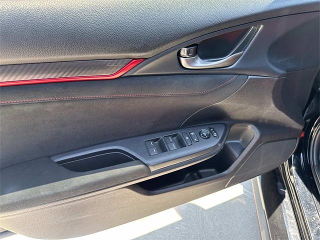 Photo of 2021 Crystal Black Pearl Honda Civic Type R