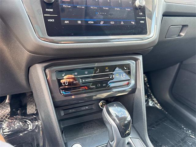 Photo of 2022 Black Volkswagen Tiguan