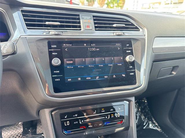Photo of 2022 Black Volkswagen Tiguan
