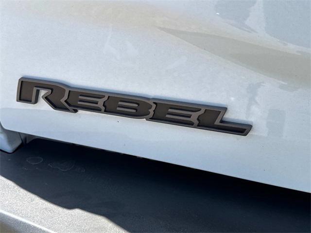 Photo of 2024 Bright White Clearcoat RAM 2500