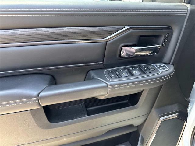 Photo of 2024 Bright White Clearcoat RAM 2500