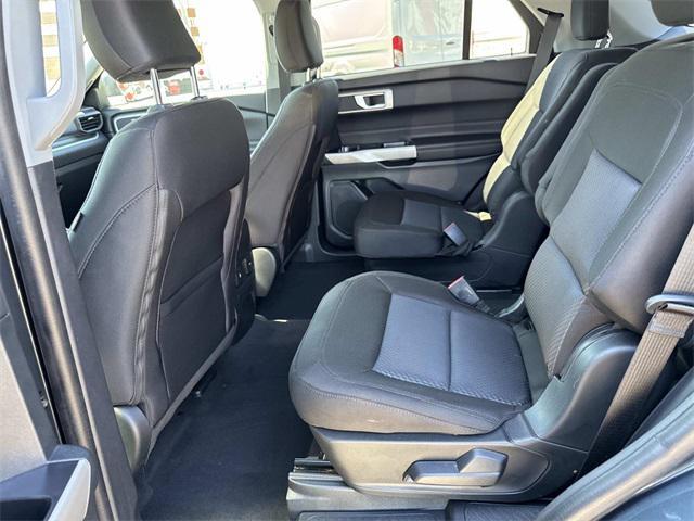 Photo of 2022 STONE BLUE METALLIC Ford Explorer