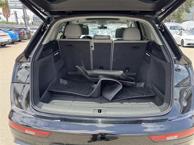Photo of 2021 Brilliant Black Audi Q5