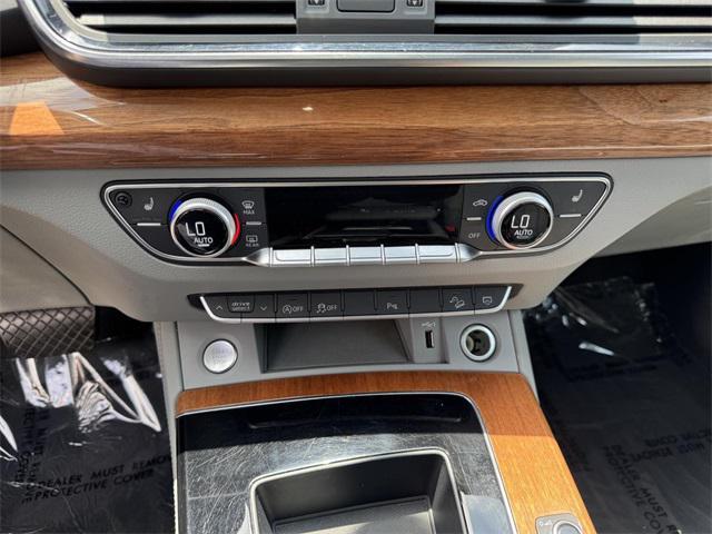 Photo of 2021 Brilliant Black Audi Q5