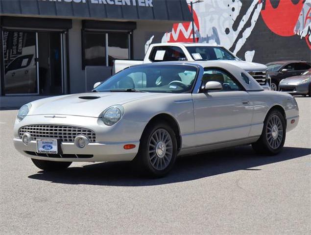 2005 Ford Thunderbird