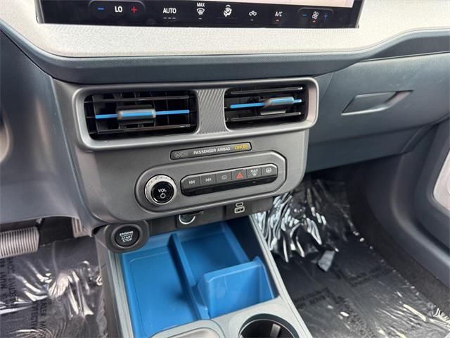 Photo of 2025 DESERT SAND Ford Maverick