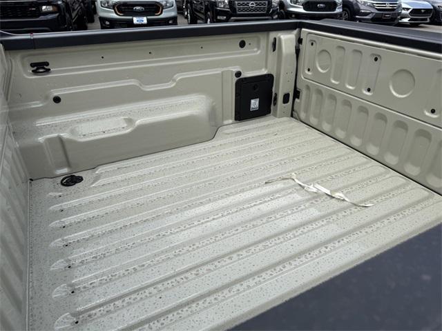 Photo of 2025 DESERT SAND Ford Maverick