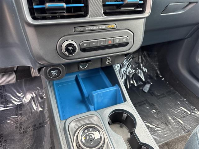 Photo of 2025 DESERT SAND Ford Maverick