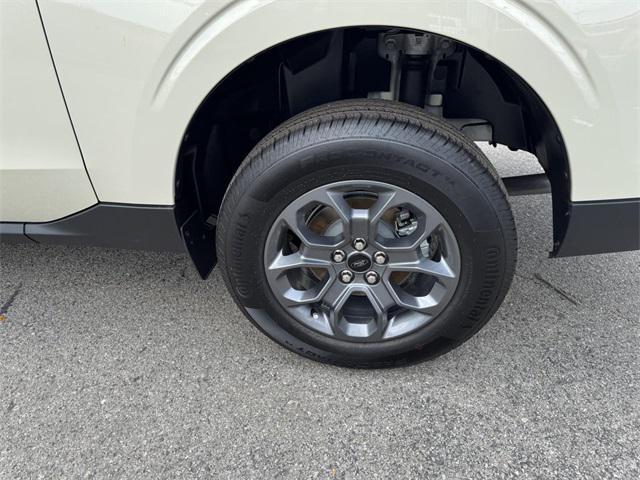Photo of 2025 DESERT SAND Ford Maverick