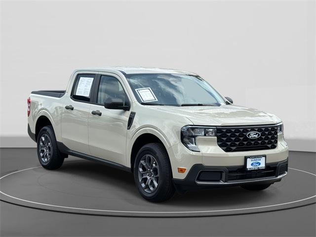 Photo of 2025 DESERT SAND Ford Maverick