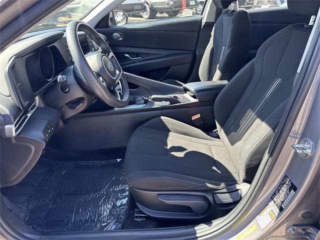 Photo of 2021 Fluid Metal Hyundai ELANTRA