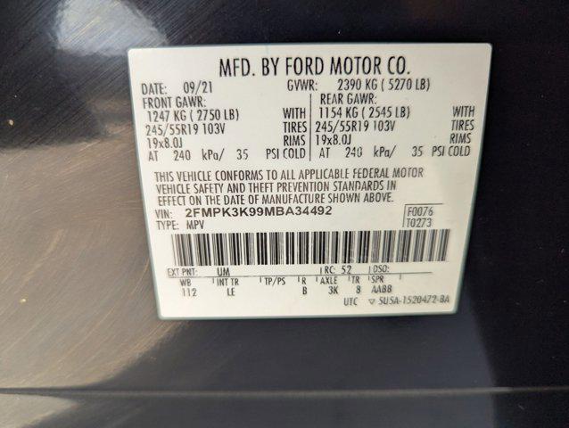 Photo of 2021 Agate Black Metallic Ford Edge