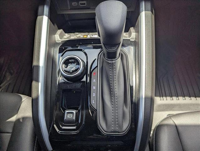 Photo of 2025 Radiant Red Tintcoat Chevrolet Colorado