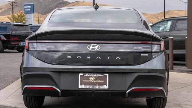 Photo of 2026 Portofino Gray Hyundai SONATA Hybrid