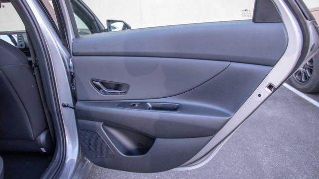 Photo of 2025 Fluid Metal Hyundai ELANTRA