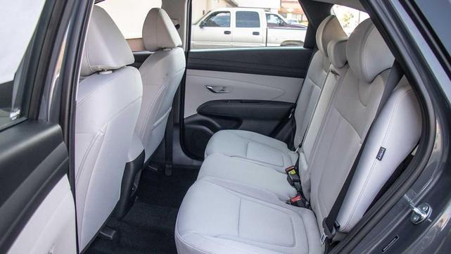 Photo of 2025 Ecotronic Gray Hyundai TUCSON