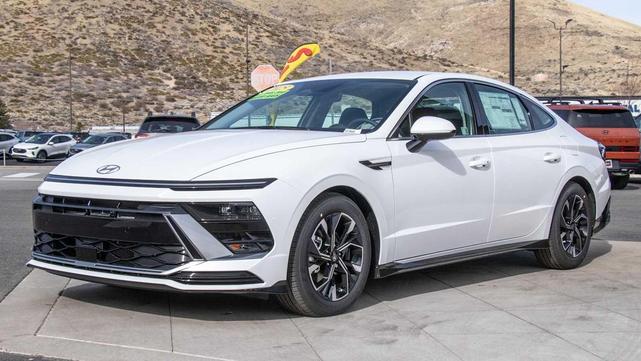 Photo of 2025 Serenity White Hyundai SONATA