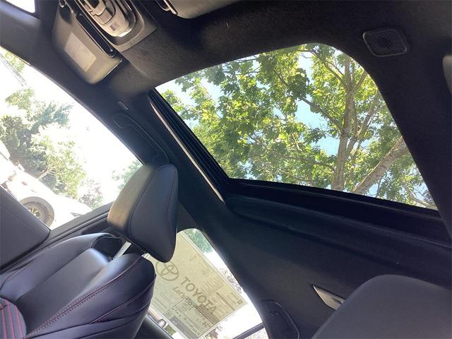 Photo of 2025 Ice Cap/Midnight Black Metallic Toyota Corolla