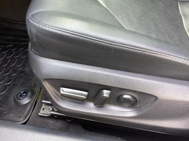 Photo of 2021 Predawn Gray Mica Toyota Camry