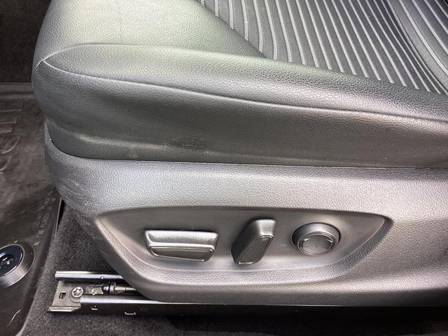 Photo of 2022 Black Metallic Toyota Camry
