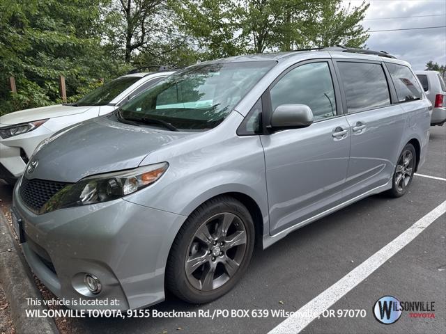 2012 Toyota Sienna