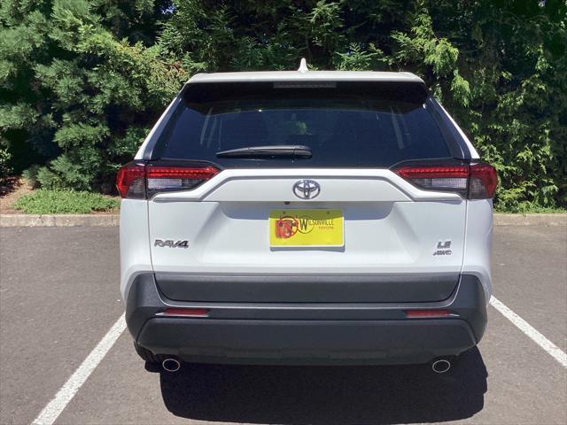 Photo of 2022 White Toyota RAV4