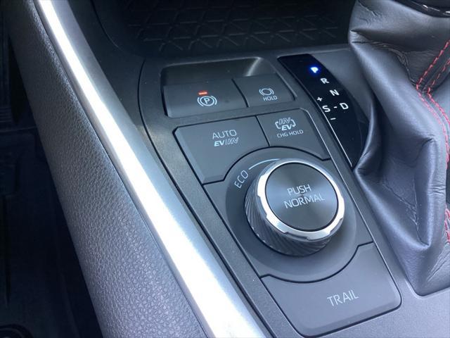 Photo of 2025 Midnight Black Metallic Toyota RAV4 Hybrid