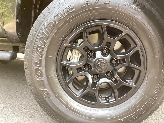 Photo of 2022 Magnetic Gray Metallic Toyota Tacoma