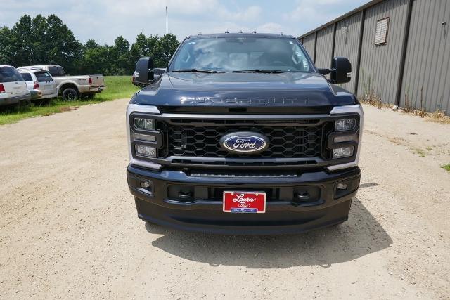 Photo of 2025 Agate Black Metallic Ford F-350