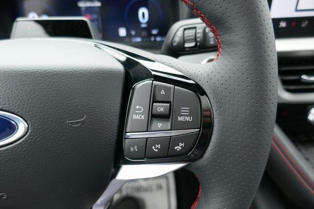 Photo of 2025 Carbonized Gray Metallic Ford Explorer