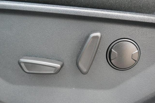 Photo of 2022 Antimatter Blue Metallic Ford F-150