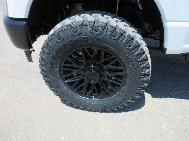 Photo of 2025 Oxford White Ford F-250