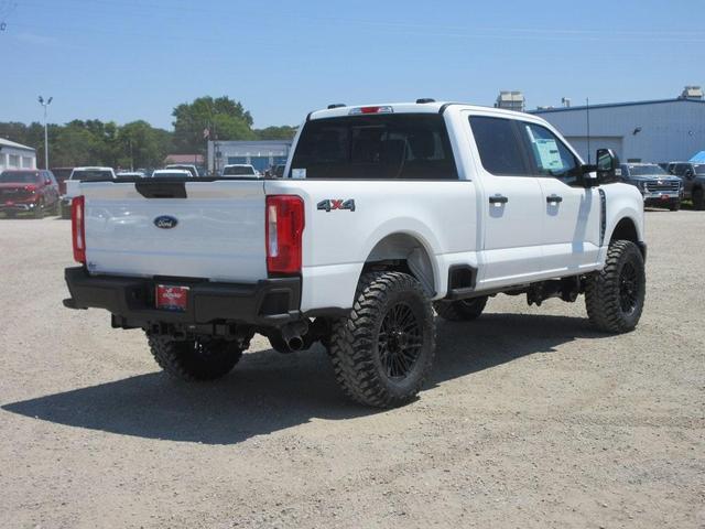Photo of 2025 Oxford White Ford F-250